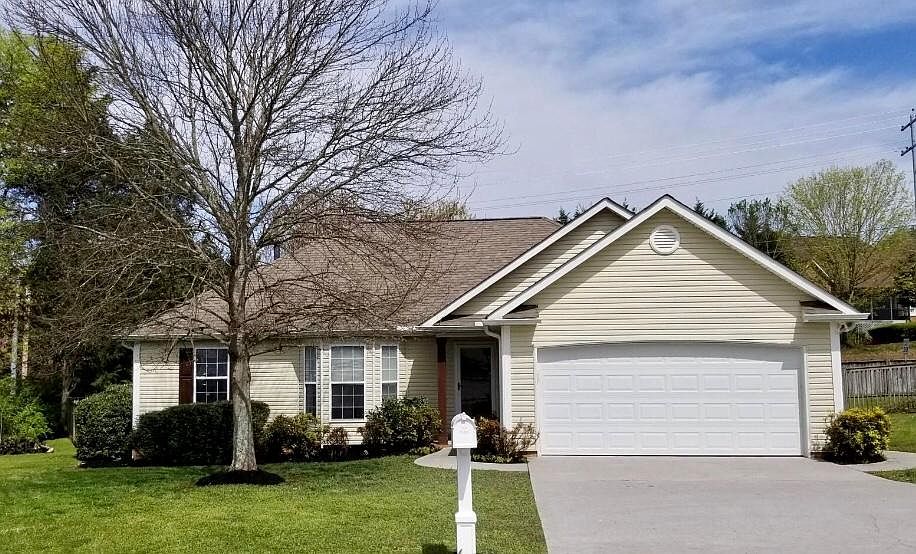 1st image of 12800 Auklet Ln
