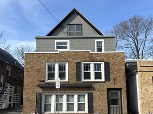 822 E Johnson St #3, Madison, WI 53703