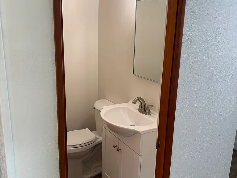1805 Susan Ave — Photo 7