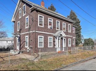 754 Roosevelt Ave FLOOR 3, Pawtucket, RI 02860