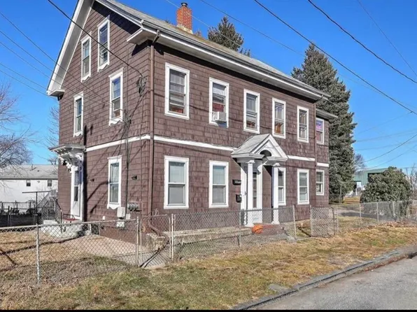 754 Roosevelt Ave Floor 3, Pawtucket, RI 02860