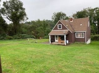 804 White Dr, Donora, PA 15033