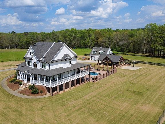 2nd image of 3386 Chandler Road