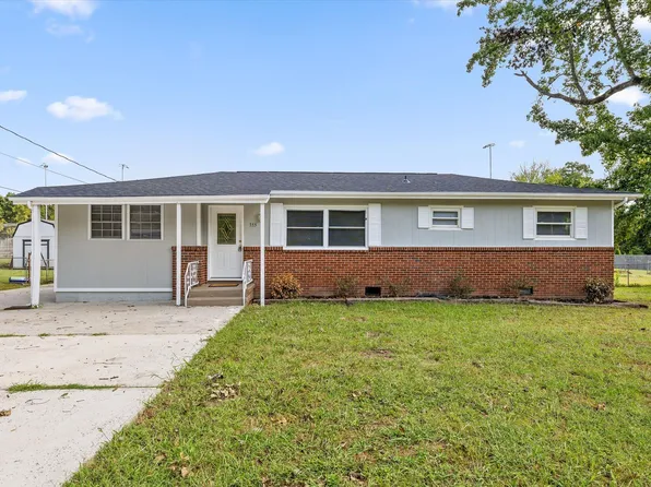 355 Warren Dr, Chattanooga, TN 37419