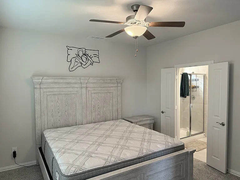 212 Travine Dr — Photo 8