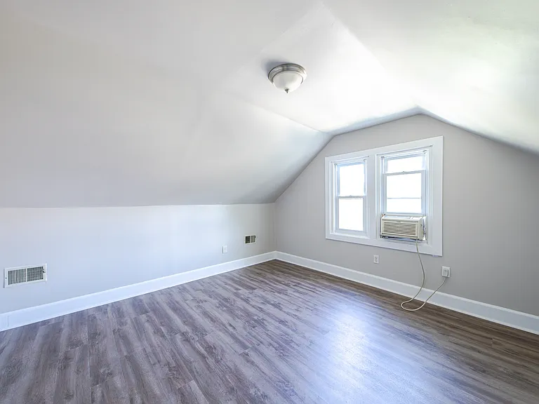 2545 Cleinview Ave #2 — Photo 10