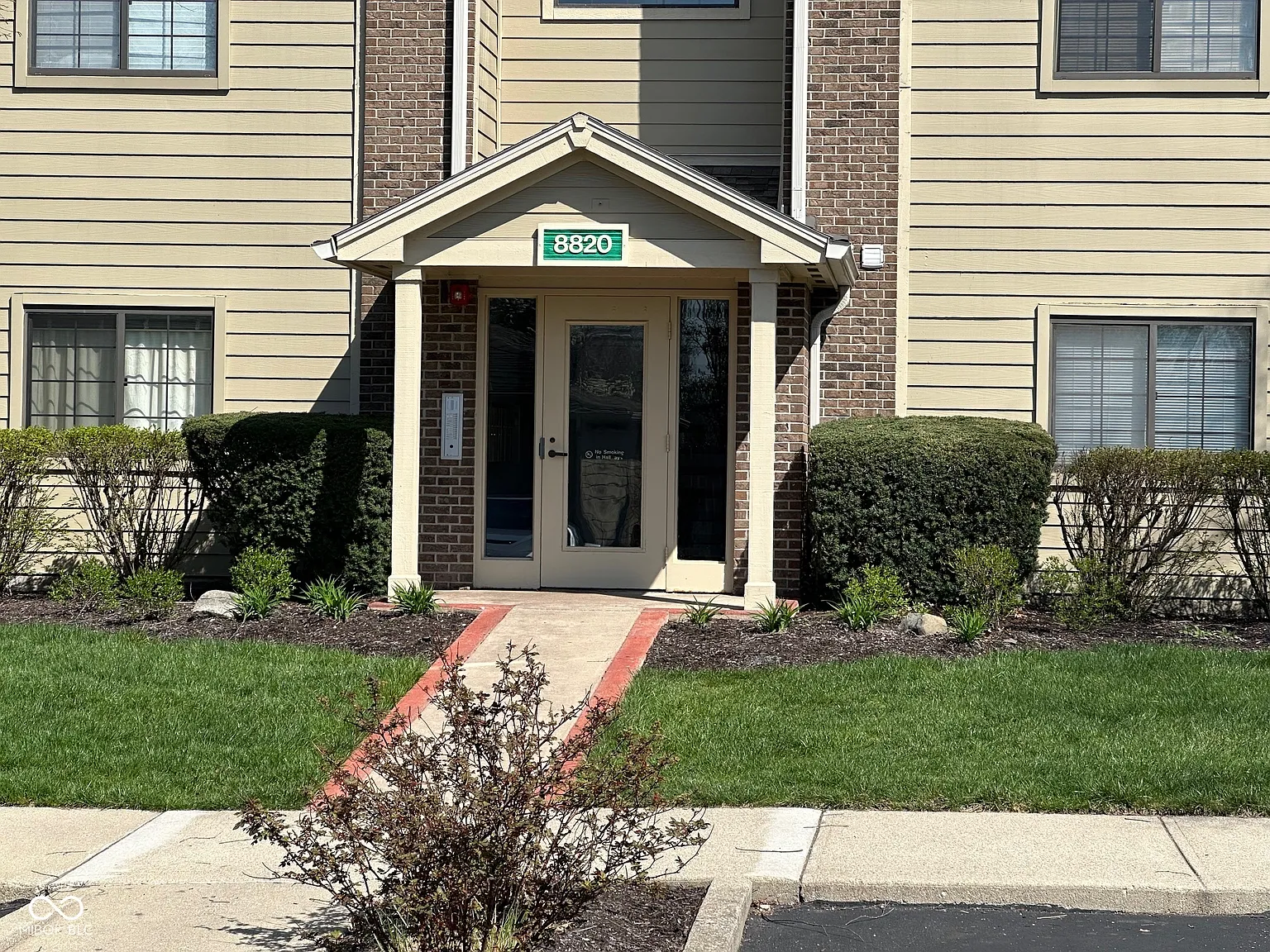 8820 Yardley Ct APT 103 photo 1
