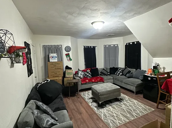 46 Whittier Ave #3, Providence, RI 02909