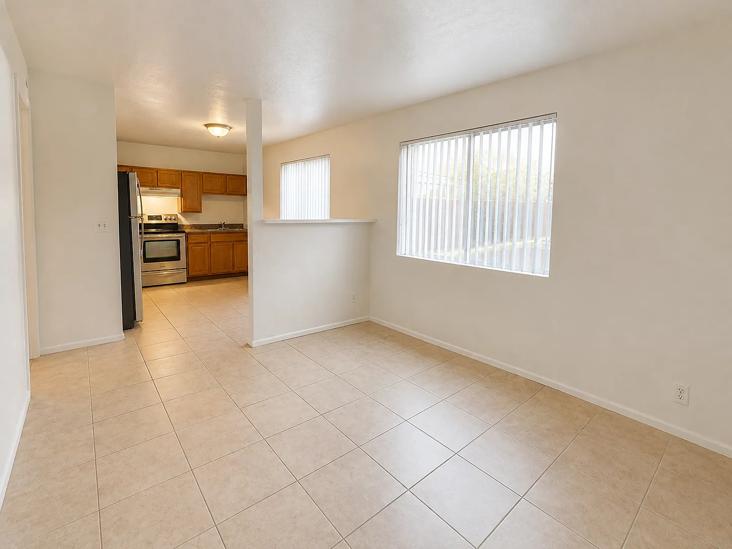 2 bed, 800 sqft, $999 — Photo 4