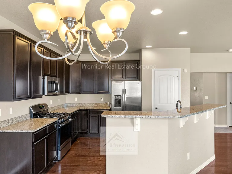 6105 Fiddle Way — Photo 7