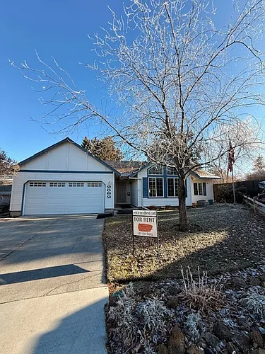 2082 NE Veronica Ln Photo 1