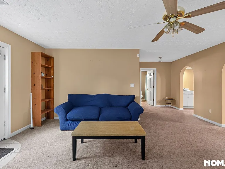 718 Malvern Blvd — Photo 9