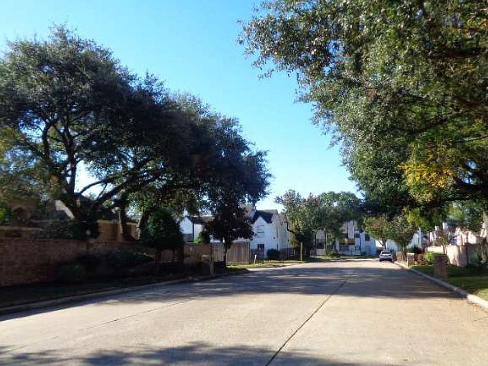 2nd image of 5019 Coral Gables Dr