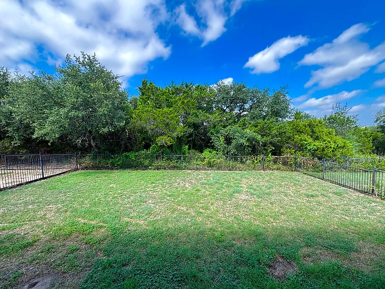 20527 Cliff Park — Photo 22