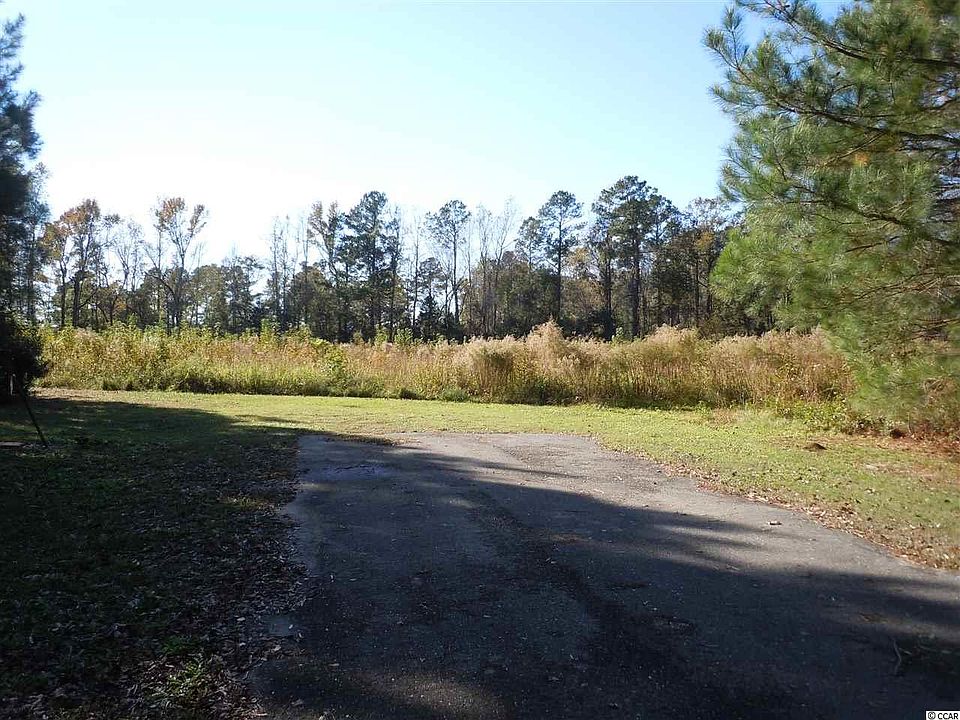 1st image of 65 Harriet Dr.