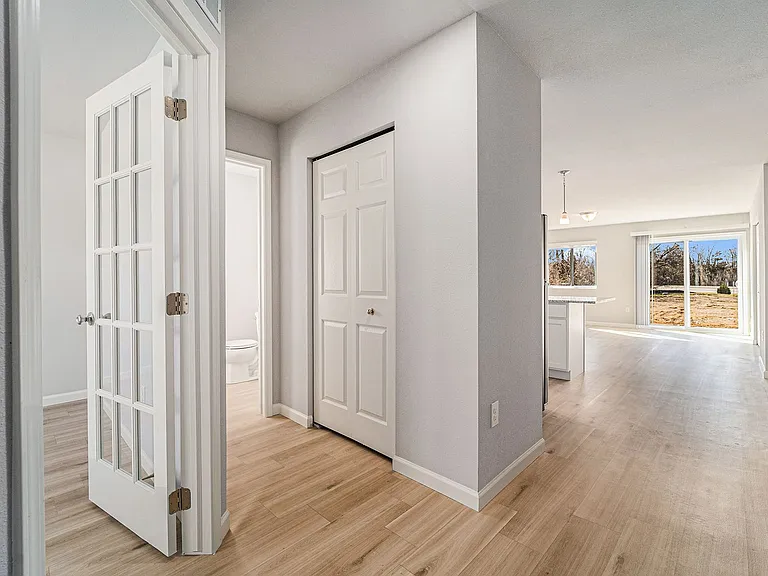 2385 Richardson Ct — Photo 6