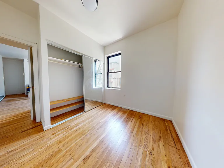 21-15 33rd St #4B — Photo 10