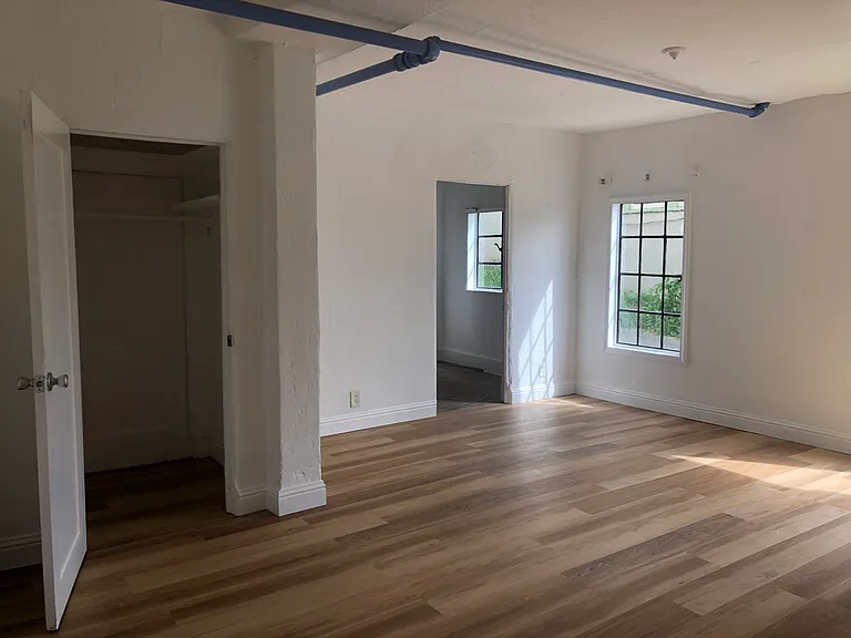 1765 Oxford St — Photo 3