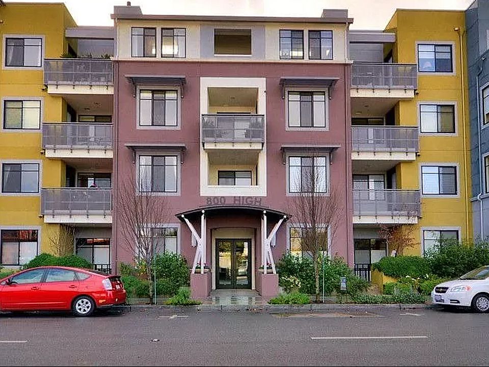 1st image of 800 High St APT 402