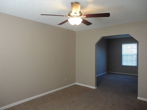 2nd image of 4756 Deer Valley