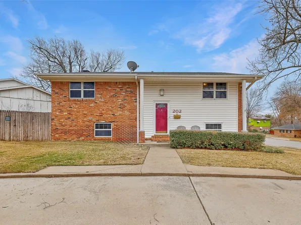 202 Senter Valley Rd, Irving, TX 75060