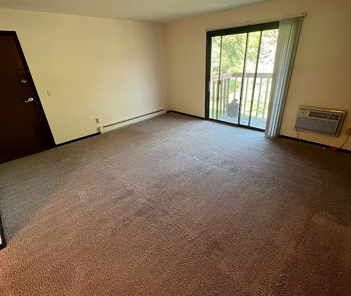 6590 Lake Rd — Photo 20