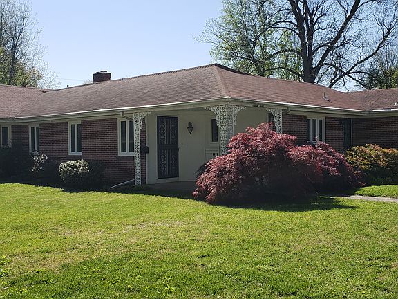 2nd image of 740 N Ranney St