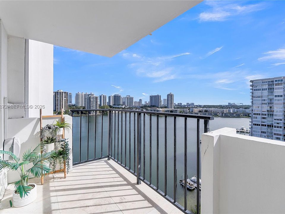 1st image of 2780 NE 183rd St APT 1414