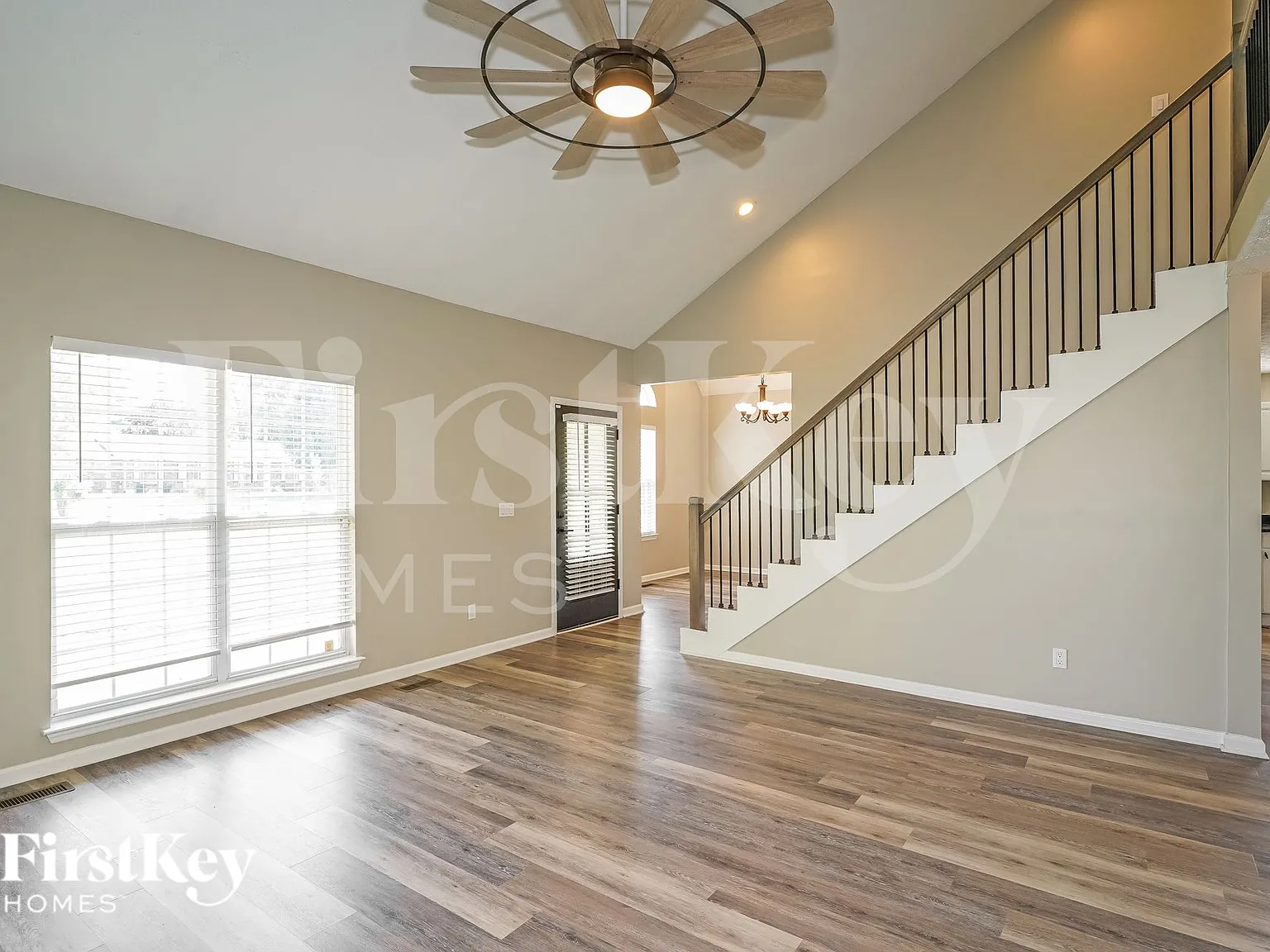 4 bed, 3.5 bath, 2900 sqft, $2,895 — Photo 4