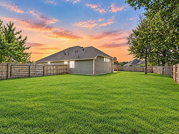 2nd image of 313 Brocks Ct