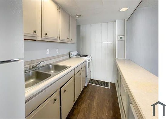 1st image of 723 N Reserve St #723DOWN