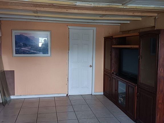 5th image of 14683 Barwick Road