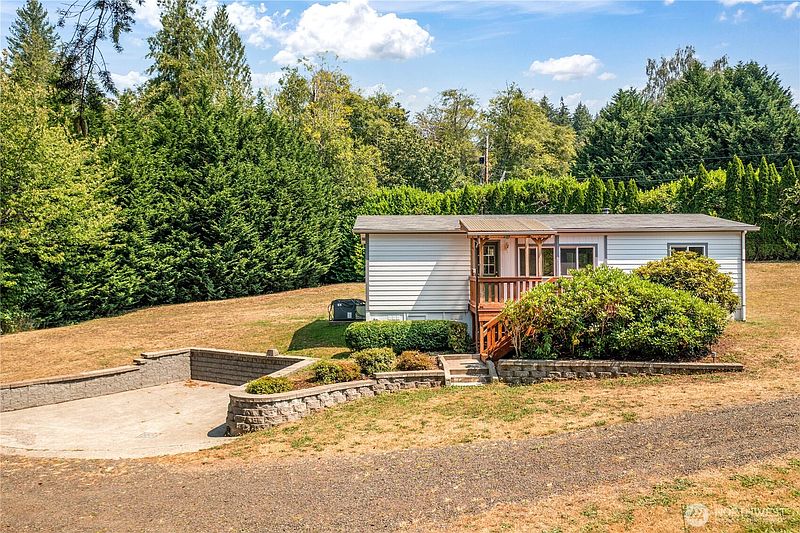 3rd image of 10110 Olalla Valley Road SE