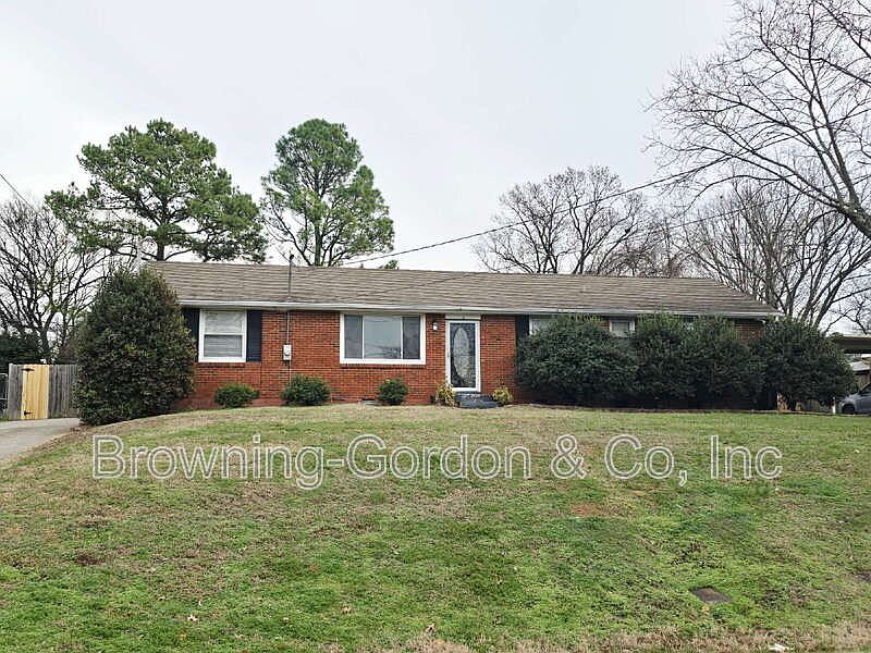1st image of 241 Bonnacroft Dr