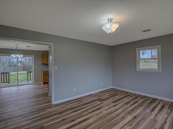 5th image of 24434 Briscoe Dr