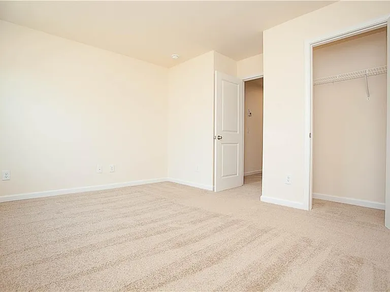 4505 Almanor Cir — Photo 39
