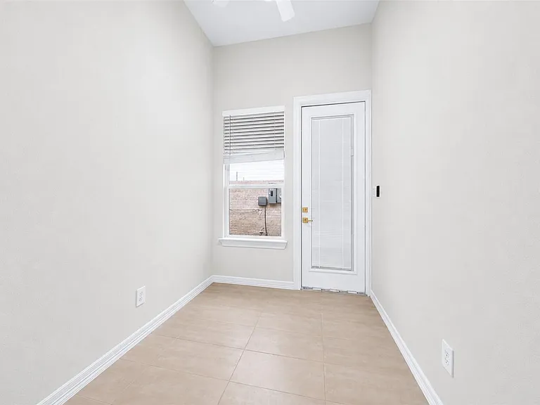 9627 Champion Heavens Dr — Photo 30