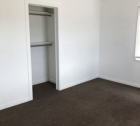 4th image of 2210 W Washington Ave