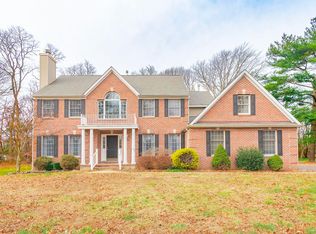 1560 Beaver Hollow Dr, Toms River, NJ 08755