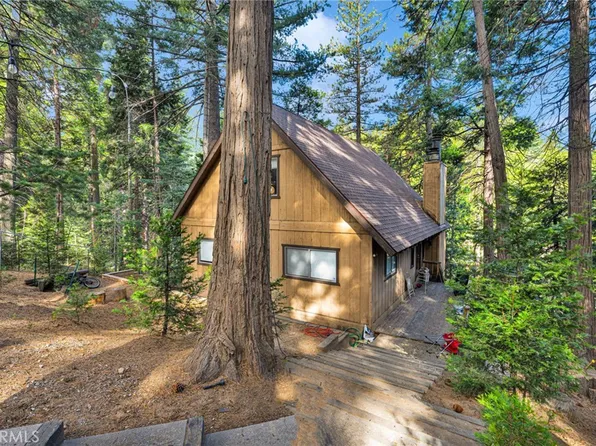 26697 Lake Forest Dr, Twin Peaks, CA 92391