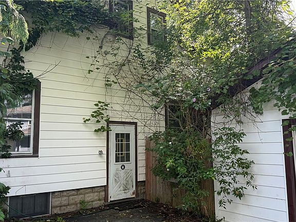 4th image of 10642 Alleghany Rd