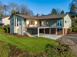 8809 NW Lakecrest Ave, Vancouver, WA 98665