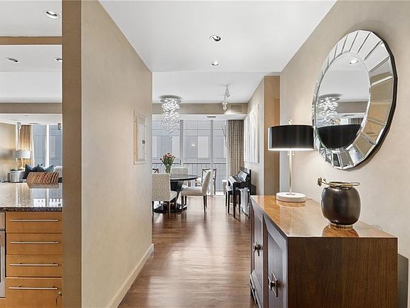 3rd image of 145 15th St NE APT 824