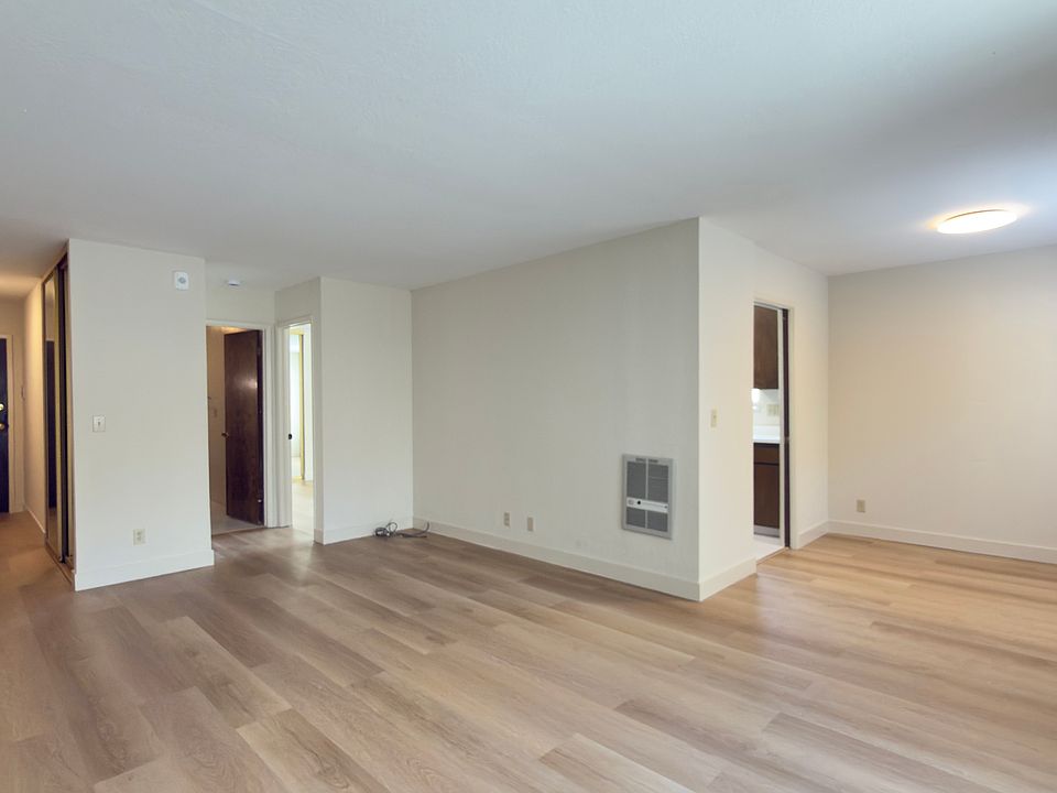 1st image of 421 Perkins St #104