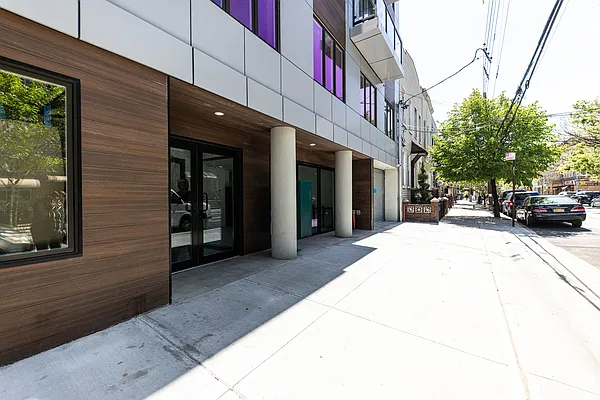 Rented by Oxford Property Group | media 27