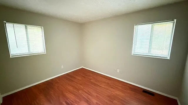 10221 Ridgefield Dr — Photo 9