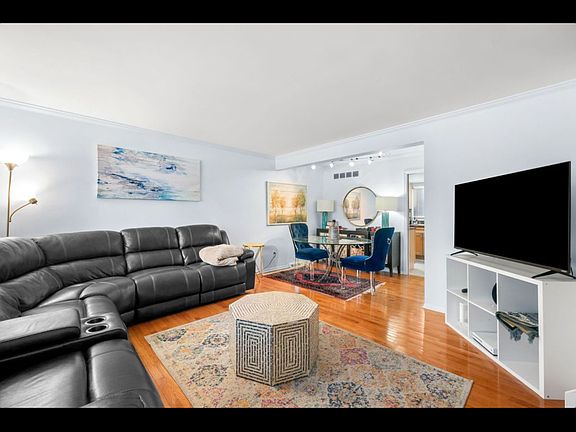 5th image of 4811 Mansfield Ave