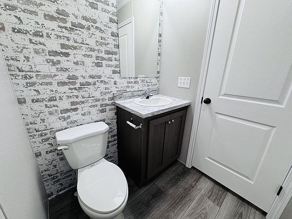 4th image of 59733 Decatur Rd #33