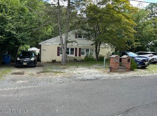 401-403 Glenn Rd, Jackson, NJ 08527