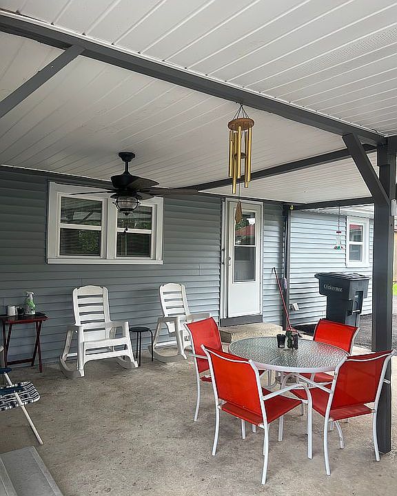 2nd image of 33 Fentress Dr